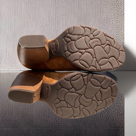 Kork-Ease Castaneda suede and leather combination zipper back ankle boots - Picture 8 of 10